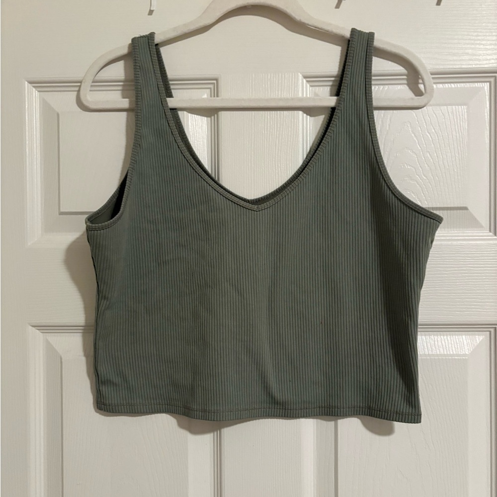 Hollister Ribbed V-Neck Cropped Tank Top - Olive
